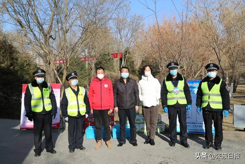 天游线路检测中心：一退休职工献爱心慰问疫情防控人员